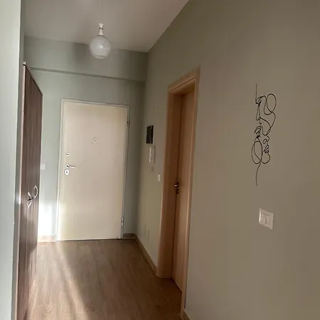 Gold Pearl Apartment